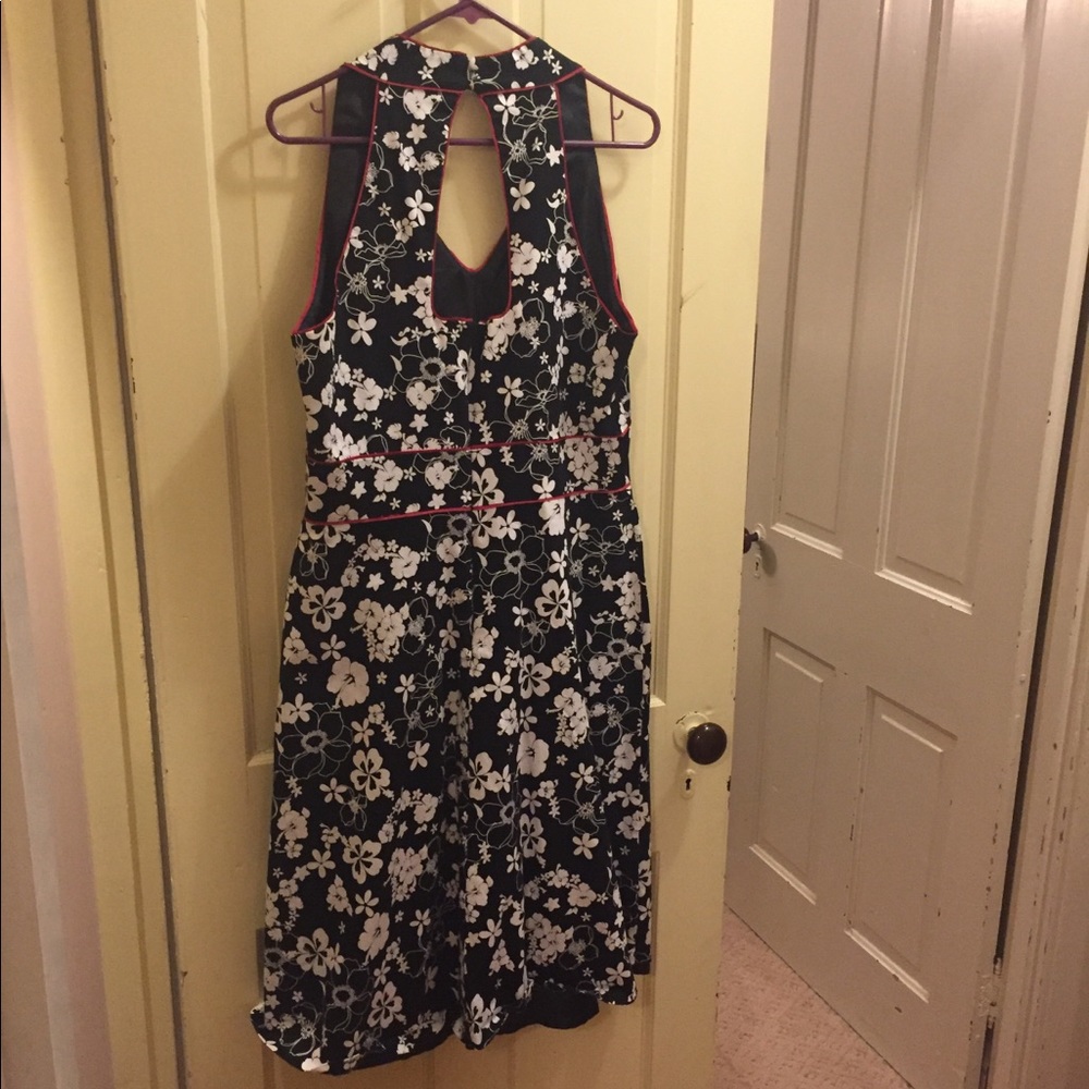K Studio Dress - Picture 3 of 4